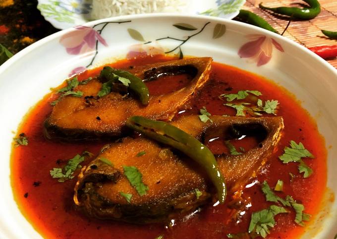 Hilsa Fish Curry